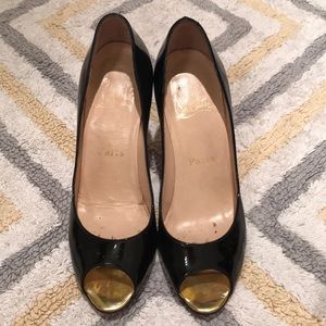 Christian Louboutin size 38 with broken heel